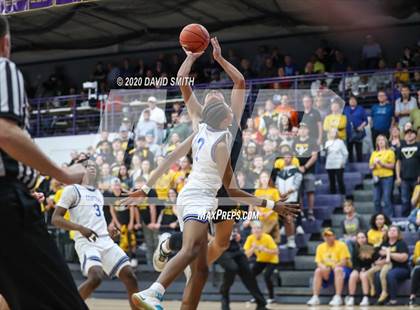Thumbnail 1 in Central vs. Monroe City (MSHSAA Class 3 Quarterfinal) photogallery.