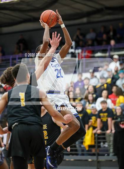 Thumbnail 2 in Central vs. Monroe City (MSHSAA Class 3 Quarterfinal) photogallery.