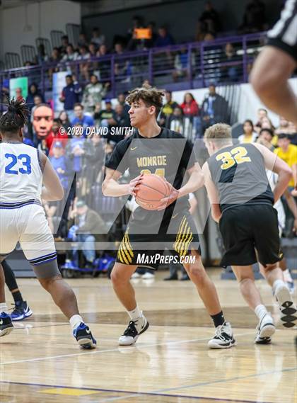Thumbnail 1 in Central vs. Monroe City (MSHSAA Class 3 Quarterfinal) photogallery.