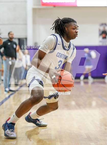 Thumbnail 3 in Central vs. Monroe City (MSHSAA Class 3 Quarterfinal) photogallery.