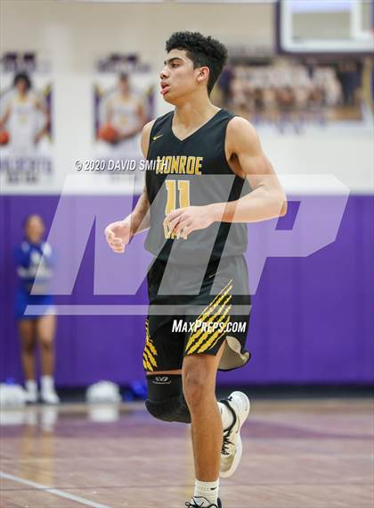 Thumbnail 3 in Central vs. Monroe City (MSHSAA Class 3 Quarterfinal) photogallery.