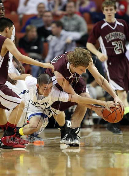 Thumbnail 1 in Roxton vs. Texline (UIL1A Semifinal) photogallery.