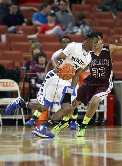Thumbnail 1 in Roxton vs. Texline (UIL1A Semifinal) photogallery.