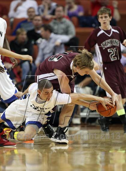 Thumbnail 2 in Roxton vs. Texline (UIL1A Semifinal) photogallery.