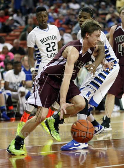 Thumbnail 3 in Roxton vs. Texline (UIL1A Semifinal) photogallery.
