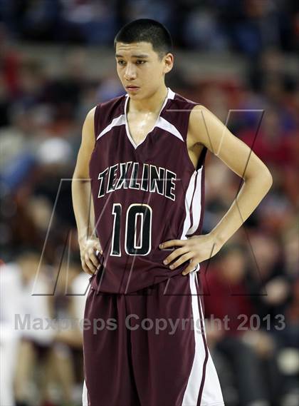 Thumbnail 2 in Roxton vs. Texline (UIL1A Semifinal) photogallery.