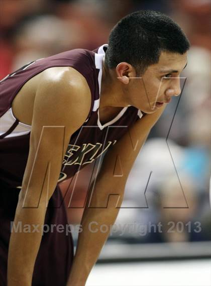 Thumbnail 1 in Roxton vs. Texline (UIL1A Semifinal) photogallery.