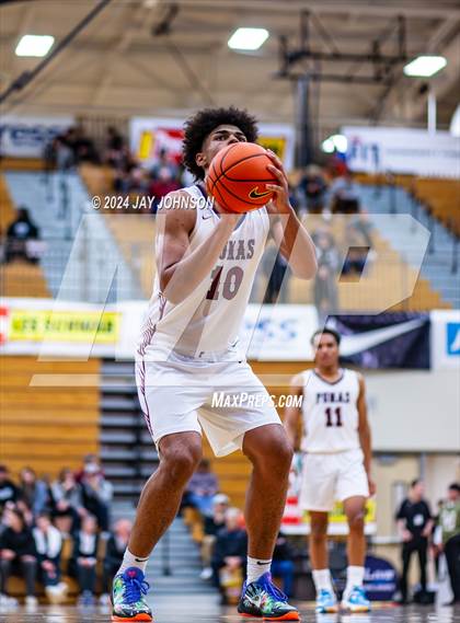 Thumbnail 1 in Perry vs Central Catholic (Les Schwab Invitational) photogallery.