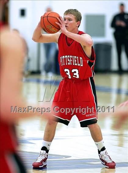 Thumbnail 2 in Teutopolis vs. Pittsfield (IHSA Class 2A Super-Sectional) photogallery.
