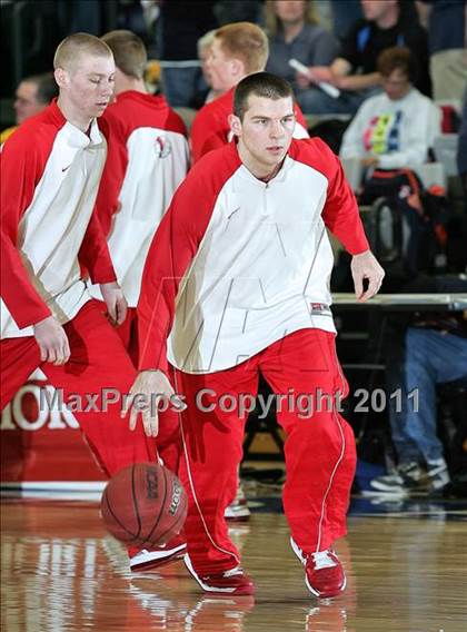 Thumbnail 1 in Teutopolis vs. Pittsfield (IHSA Class 2A Super-Sectional) photogallery.