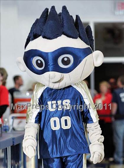 Thumbnail 2 in Teutopolis vs. Pittsfield (IHSA Class 2A Super-Sectional) photogallery.