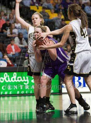 Thumbnail 2 in Twin Valley vs Buffalo Gap (VHSL A D1 Semifinal) photogallery.