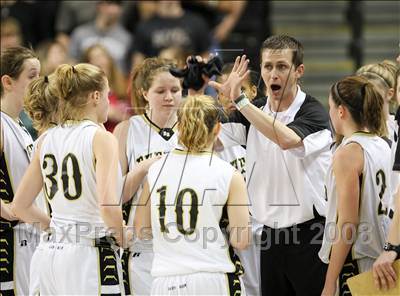 Thumbnail 3 in Twin Valley vs Buffalo Gap (VHSL A D1 Semifinal) photogallery.