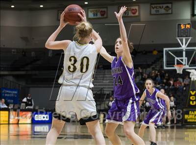 Thumbnail 3 in Twin Valley vs Buffalo Gap (VHSL A D1 Semifinal) photogallery.