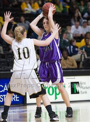 Thumbnail 3 in Twin Valley vs Buffalo Gap (VHSL A D1 Semifinal) photogallery.