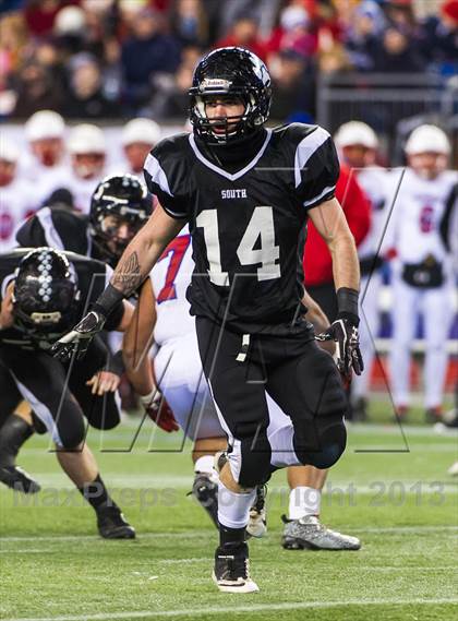 Thumbnail 1 in Tewksbury Memorial vs. Plymouth South (MIAA Division 3 Final) photogallery.
