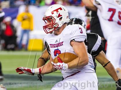 Thumbnail 2 in Tewksbury Memorial vs. Plymouth South (MIAA Division 3 Final) photogallery.
