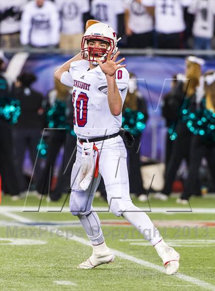 Thumbnail 2 in Tewksbury Memorial vs. Plymouth South (MIAA Division 3 Final) photogallery.