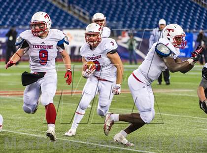 Thumbnail 3 in Tewksbury Memorial vs. Plymouth South (MIAA Division 3 Final) photogallery.