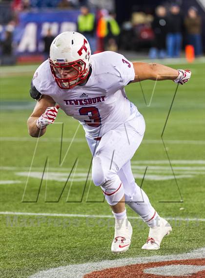 Thumbnail 2 in Tewksbury Memorial vs. Plymouth South (MIAA Division 3 Final) photogallery.