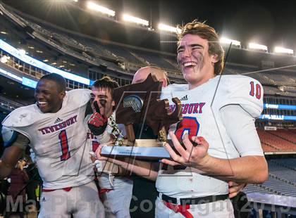 Thumbnail 2 in Tewksbury Memorial vs. Plymouth South (MIAA Division 3 Final) photogallery.
