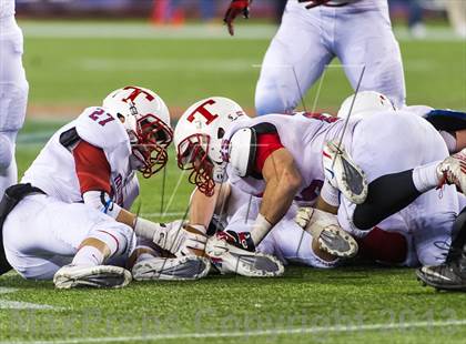 Thumbnail 2 in Tewksbury Memorial vs. Plymouth South (MIAA Division 3 Final) photogallery.