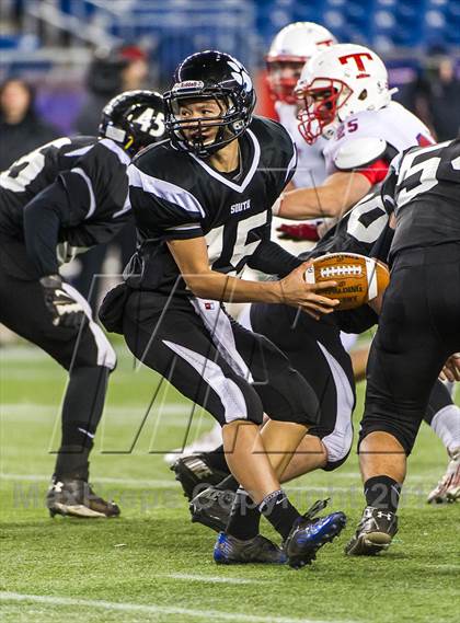 Thumbnail 2 in Tewksbury Memorial vs. Plymouth South (MIAA Division 3 Final) photogallery.