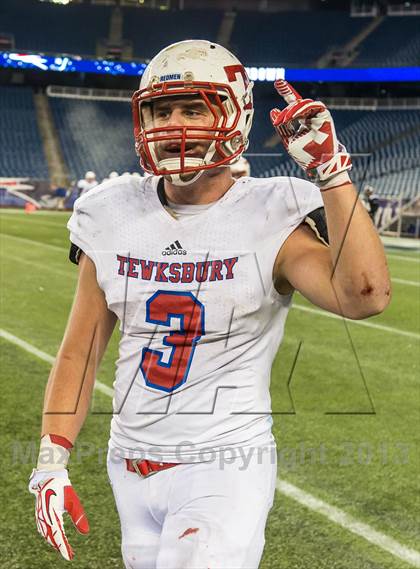 Thumbnail 2 in Tewksbury Memorial vs. Plymouth South (MIAA Division 3 Final) photogallery.