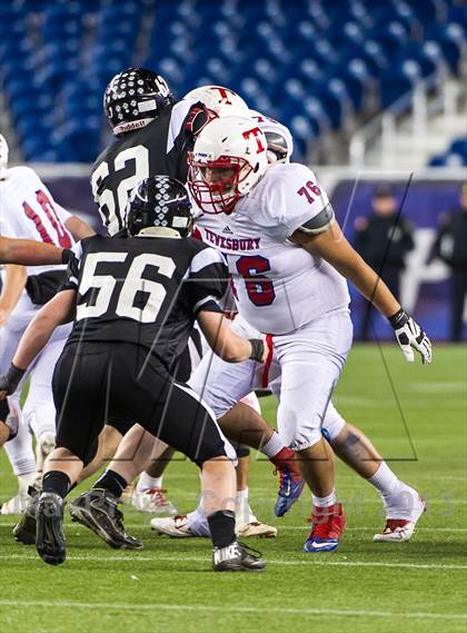 Thumbnail 2 in Tewksbury Memorial vs. Plymouth South (MIAA Division 3 Final) photogallery.