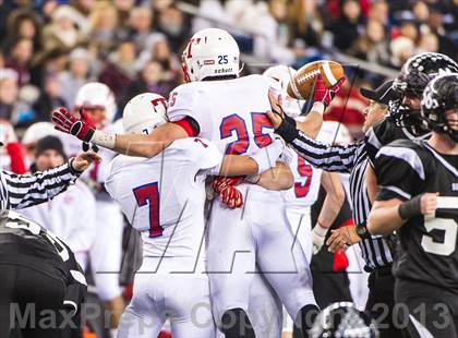 Thumbnail 2 in Tewksbury Memorial vs. Plymouth South (MIAA Division 3 Final) photogallery.