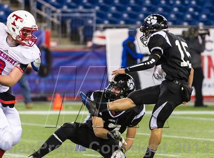Thumbnail 3 in Tewksbury Memorial vs. Plymouth South (MIAA Division 3 Final) photogallery.