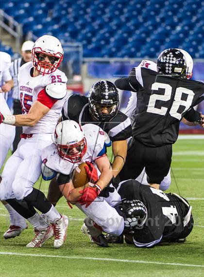 Thumbnail 1 in Tewksbury Memorial vs. Plymouth South (MIAA Division 3 Final) photogallery.