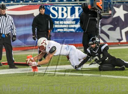 Thumbnail 3 in Tewksbury Memorial vs. Plymouth South (MIAA Division 3 Final) photogallery.