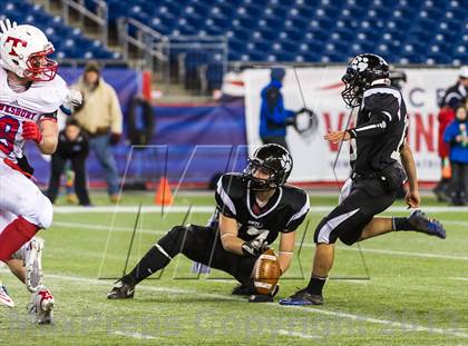 Thumbnail 2 in Tewksbury Memorial vs. Plymouth South (MIAA Division 3 Final) photogallery.