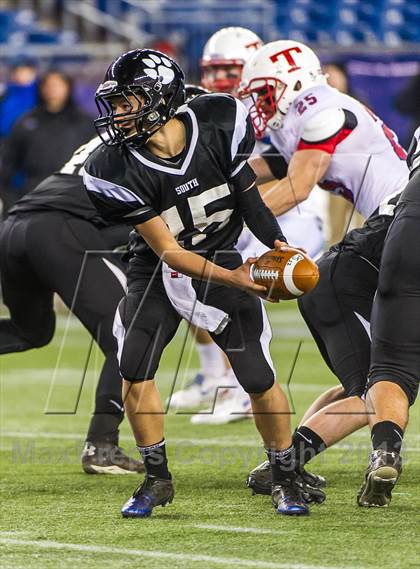 Thumbnail 3 in Tewksbury Memorial vs. Plymouth South (MIAA Division 3 Final) photogallery.