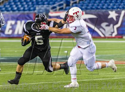 Thumbnail 3 in Tewksbury Memorial vs. Plymouth South (MIAA Division 3 Final) photogallery.