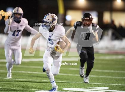 Thumbnail 1 in Mukwonago vs Muskego (WIAA D1 Round 2) photogallery.