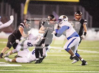 Thumbnail 1 in Mukwonago vs Muskego (WIAA D1 Round 2) photogallery.