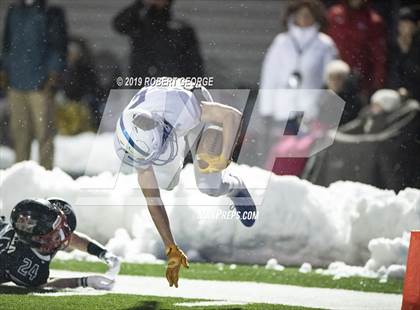 Thumbnail 2 in Mukwonago vs Muskego (WIAA D1 Round 2) photogallery.