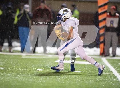Thumbnail 3 in Mukwonago vs Muskego (WIAA D1 Round 2) photogallery.