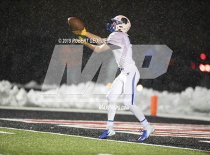 Thumbnail 2 in Mukwonago vs Muskego (WIAA D1 Round 2) photogallery.