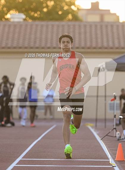 Thumbnail 2 in Devon Allen Invite photogallery.