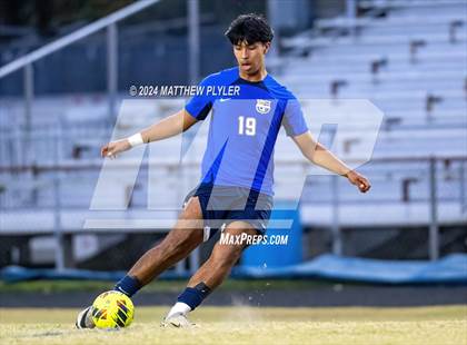 Thumbnail 2 in Jack Britt vs Cape Fear (United 8 Semi-Finals) photogallery.