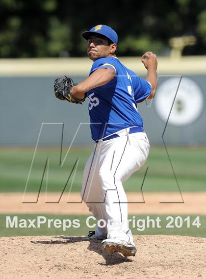 Thumbnail 2 in Gahr @ Valley Christian (Hard 9 National Classic) photogallery.