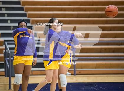 Thumbnail 2 in Firebaugh @ Norwalk photogallery.