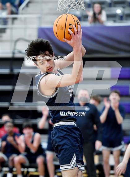Thumbnail 3 in Central vs. Bentonville West (AAA 6A Second Round Playoff) photogallery.