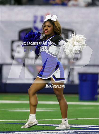 Thumbnail 2 in Tidehaven vs. Gunter (UIL 3A D2 Football Final) photogallery.