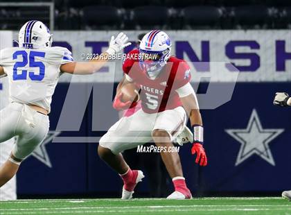 Thumbnail 1 in Tidehaven vs. Gunter (UIL 3A D2 Football Final) photogallery.