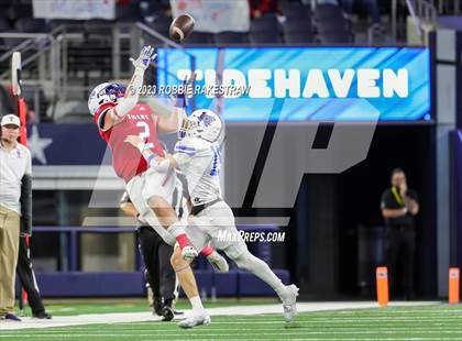 Thumbnail 3 in Tidehaven vs. Gunter (UIL 3A D2 Football Final) photogallery.
