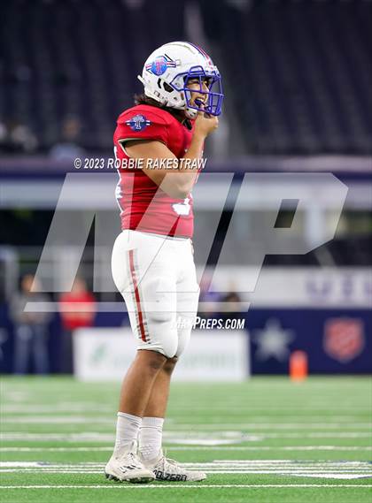 Thumbnail 2 in Tidehaven vs. Gunter (UIL 3A D2 Football Final) photogallery.